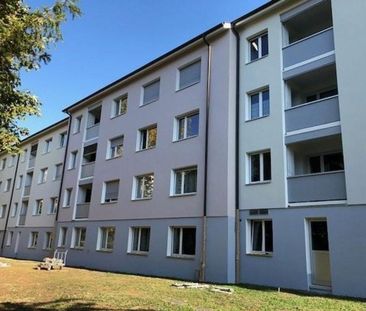 Urban apartment in a quiet side street - Photo 6