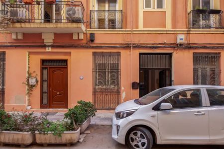 Barri Sant Cristòfol, Valencia, Valencian Community 46011 - Photo 2