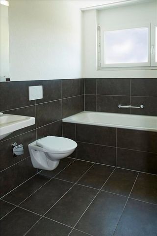 "Do you like living in a well-maintained residential building?" - Photo 5