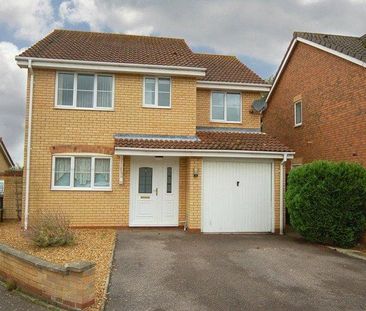 4 bedroom detached house to rent - Photo 2