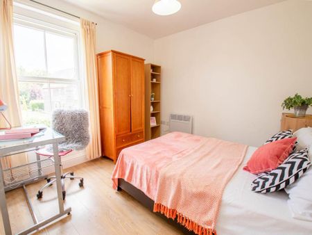 4 bedroom house to rent - Photo 3