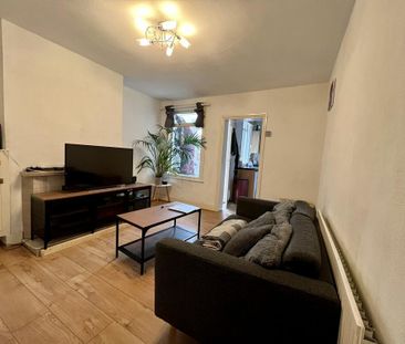 3 bedroom house to rent - Photo 2