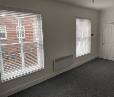 Broad Street, ., Bungay - Photo 5