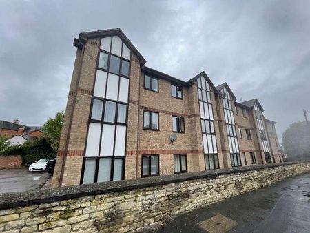 Victoria Court, Rushden, NN10 - Photo 2