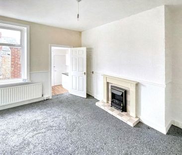 3 bed upper flat to rent in NE31 - Photo 6