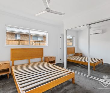 ROOM 3 AVAILABLE – MODERN CO-LIVING HOME WITH UTILITIES INCLUDED - Photo 3