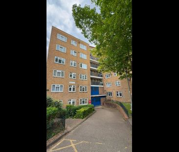 Room in a Shared Flat, Weeks Only, E5 - Photo 1
