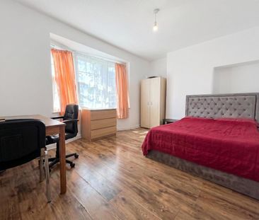 House share to rent - Photo 2
