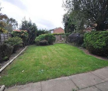 West House Court, Macclesfield, Cheshire, SK10 - Photo 5