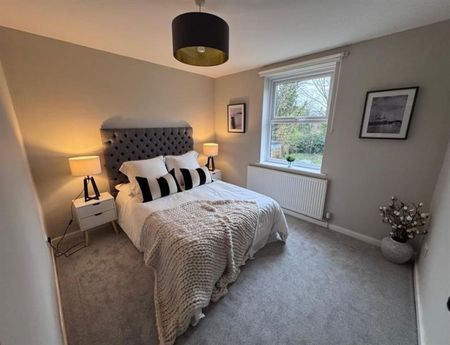 2 Bedroom Apartment Available Arranging tenancy - Photo 4