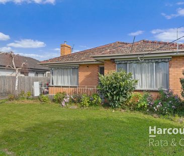 Charming 3-Bedroom Home in Lalor - Photo 6