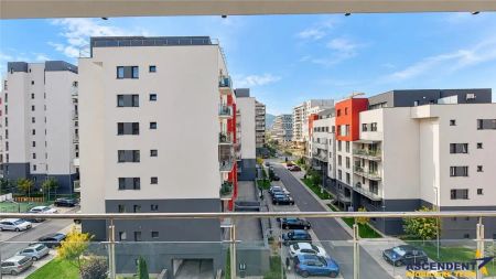 TUR 3D!Apartament modern cu 3 camere, parcare, boxa, zona Coresi, Tractorul, Brasov. - Fotografie 2