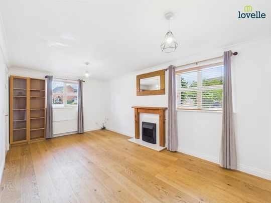 4 bedroom detached house to rent - Photo 1