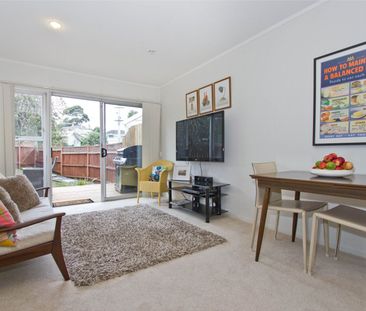 Beautiful Onehunga, 2 Bedrooms - Photo 6