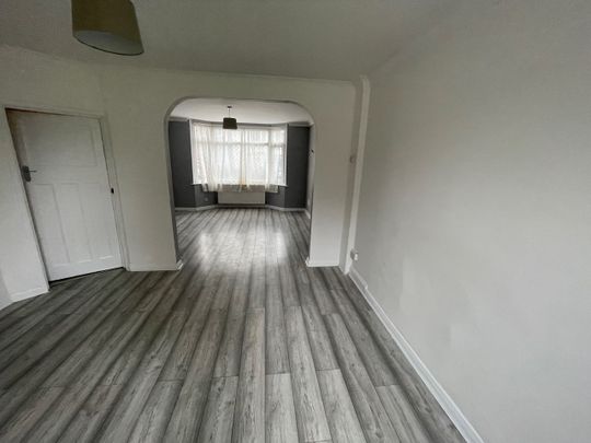 2 Bed Semi-Detached House, St. Winifreds Avenue, LU3 - Photo 1