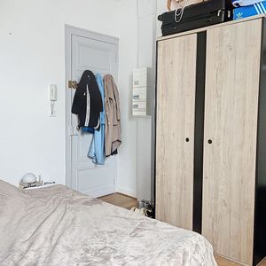 Appartement à louer - REIMS- HYPER CENTRE- - Photo 2