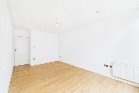 The Broadway, Crawley, West Sussex, RH10 - Photo 5