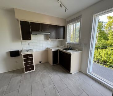 Appartement à louer - Sainte-Thérèse (Centre (Vieux)) - Photo 2