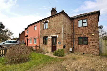 3 bedroom semi-detached house to rent - Photo 2