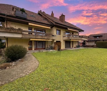 FAMILY-FRIENDLY WITH LARGE SEATING AREA - Photo 5