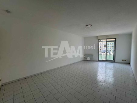 Location Appartement 3 pièces 72m² SETE 34200 - Photo 2