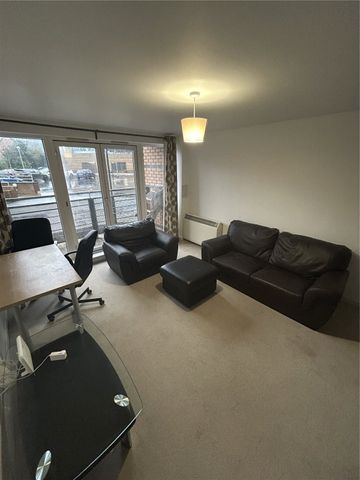 Riley House, Manor House Drive, Coventry, CV1 - Photo 2