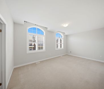 For Lease - 3196 Ernest Appelbe Boulevard, Oakville, Ontario - Photo 5