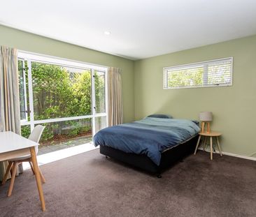 Burnside – Semi Furnished, 3 Bed/2 Bath Family Home, Ideal Location - Photo 5