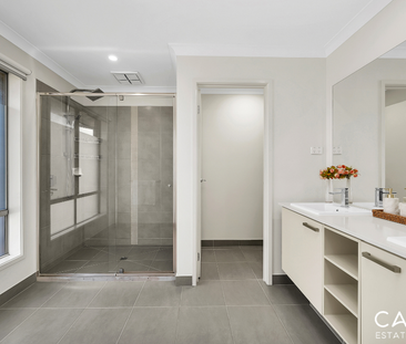 42 Havenstone Drive, Keysborough - Photo 4