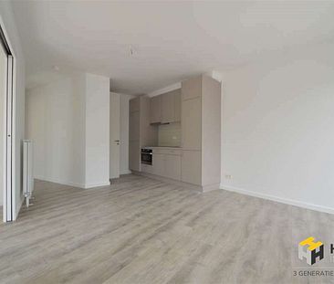 Volledig vernieuwd appartement van 55 m² met 2 slaapkamers en 2 balkons in het centrum van Antwerpen! - Foto 5