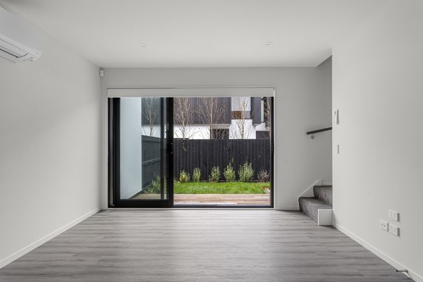 Well positioned 2 bedroom in Merivale - Photo 1