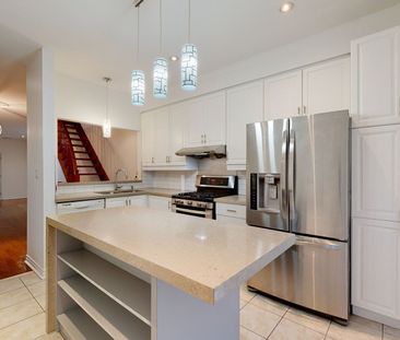 For Lease - 21 David Dunlap Circle, Toronto, Ontario - Photo 6