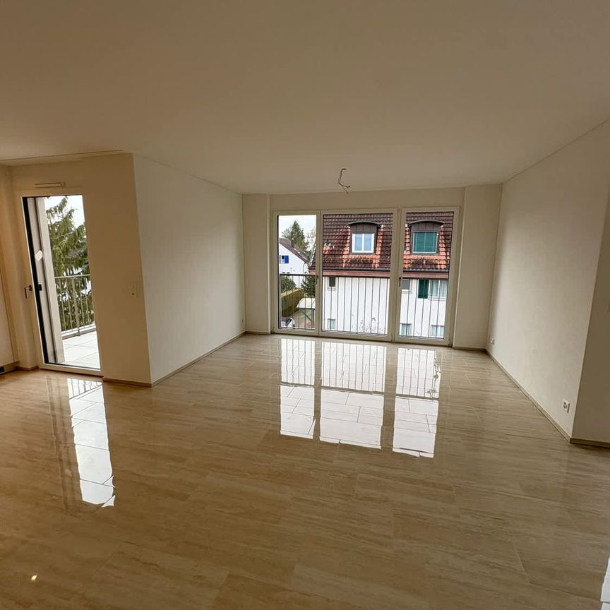 4.5 Zimmer, 110 m², 2. Stock - Photo 1