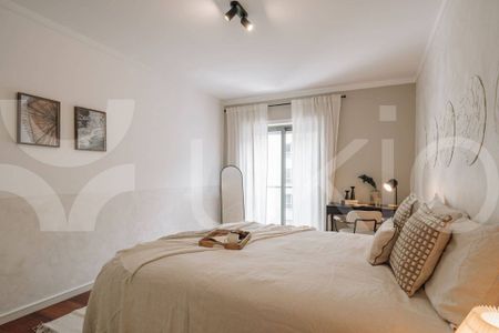 2 bedroom luxury Apartment for rent in Lisbon - Photo 5