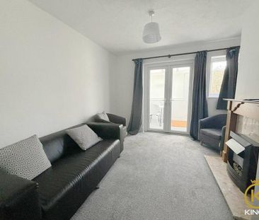 4 bedroom detached house to rent - Photo 2