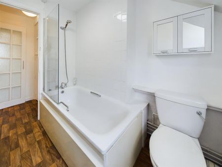 Studio to rent - Photo 2