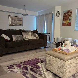 2 rooms apartment of 33 m² in Surrey - Photo 2