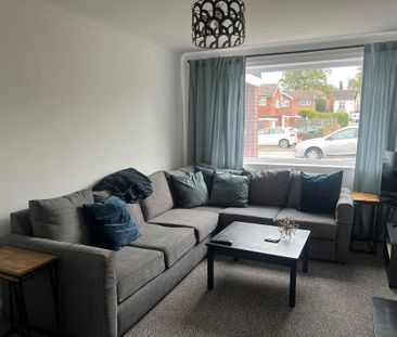 3 bedroom semi-detached house to rent - Photo 2