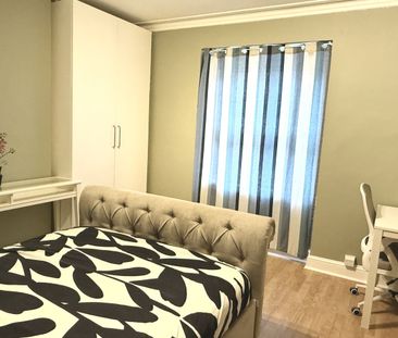 1 Bed Flat, Kew Bridge Road, TW8 - Photo 4