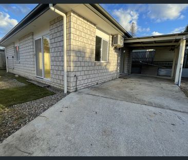 Private and Comfortable 3-Bedroom Back Unit in Inala - Photo 5