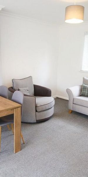 4 bedroom house to rent - Photo 1