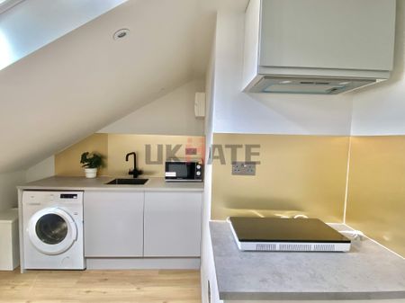 YOHO Aldgate East Studio Studio - Photo 3