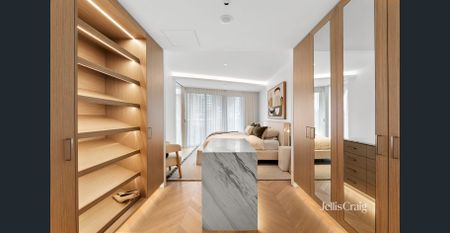 Fully Furnished Apartment in the highly sought-after Saint Moritz - Photo 4