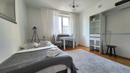 Warszawa, Śródmieście, gen. Władysława Andersa - Photo 3