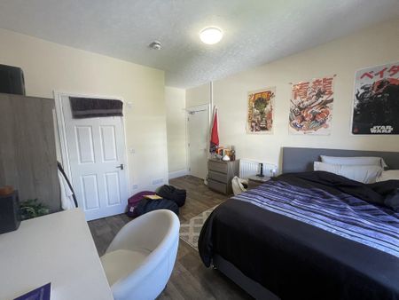 3 bedroom flat share to rent - Photo 3