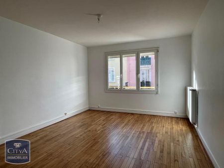 Location Appartement 2 pièces 65m² ST NAZAIRE 44600 - Photo 3