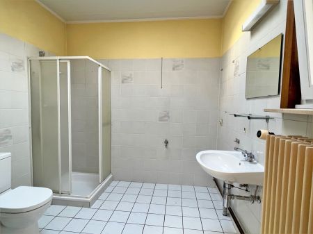 Ruime woning met 3 slaapkamers, tuin en grote garage! - Photo 3