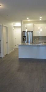 LOVELY 2 BED/2 BATH CONDO CLOSE TO AMENITIES - Photo 4