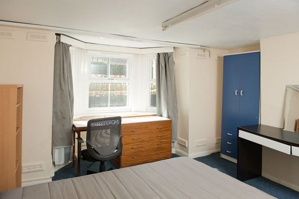 Iffley Road, Oxford - Photo 1