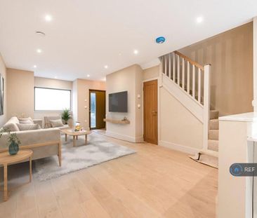3 bedroom terraced house to rent - Photo 2